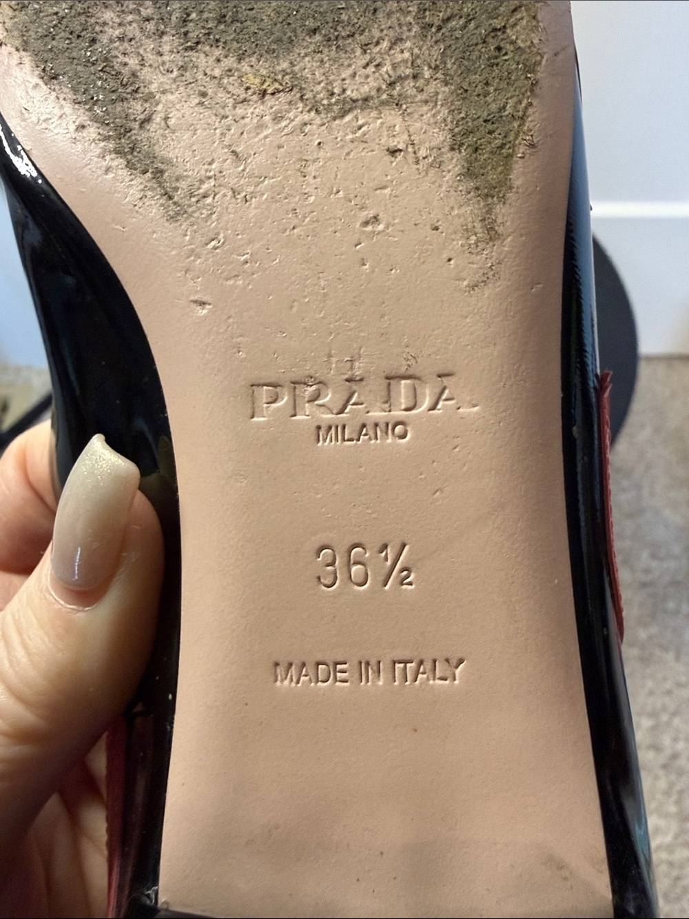 Prada ‘Lip’ Flats| Size 36.5  💋 - Picture 9 of 10